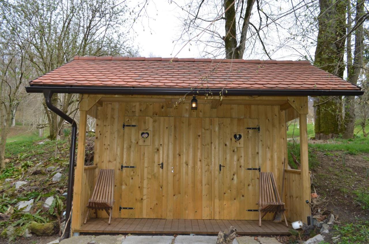 Apartma Nika Planina  Esterno foto